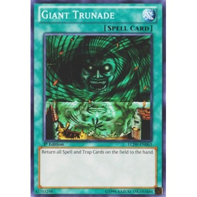 Giant Trunade - DB1-EN032
